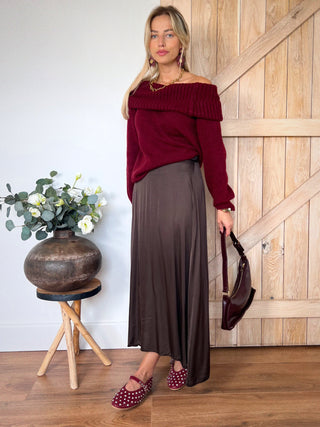 Cozy Knit Off-Shoulder Sweater / Burgundy