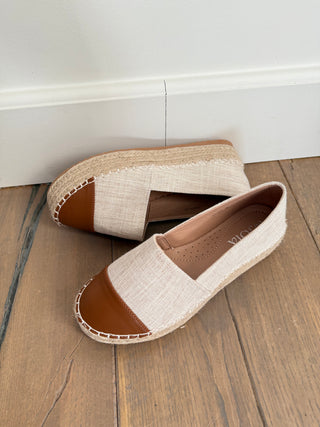 Classic Toe-Cap Espadrilles / Beige