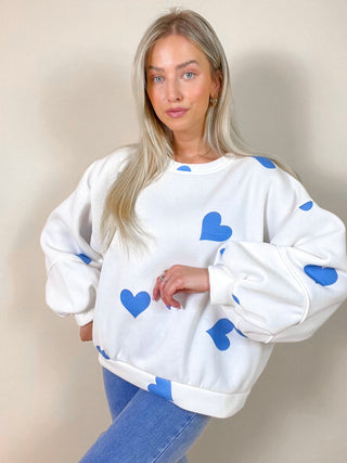 Lovely Heart Sweatshirt / White-Blue