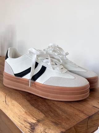 Platform Sneakers / Classic White