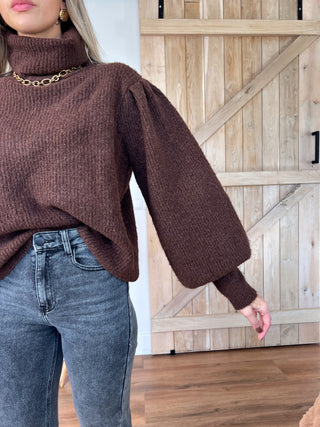 Chunky Knit Pullover / Brown