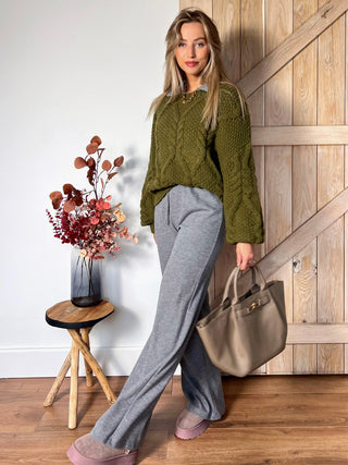 Cozy Cable Knit Sweater / Olive Green