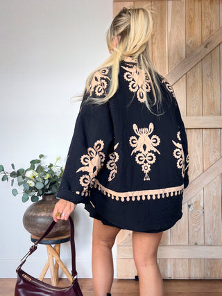 Boho Chic Pattern Vest / Black-Beige