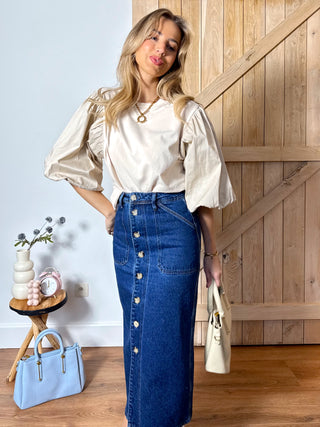 Buttoned Denim Skirt / Dark Wash