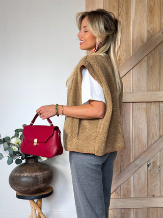 Snuggly Teddy Vest / Camel