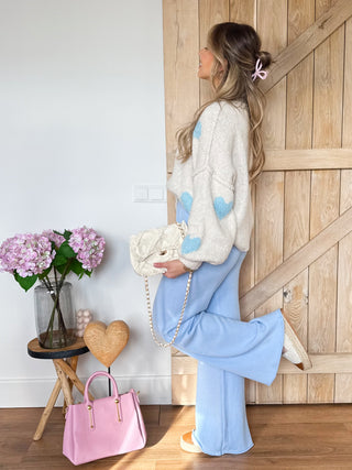 Oversized Heart Sweater / White - Blue